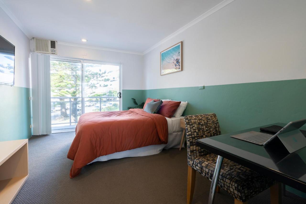 Manly Waves Studios & Apartments Sydney Exterior photo
