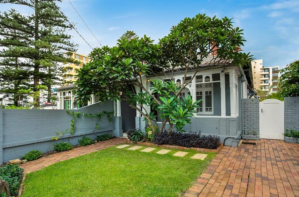 Manly Waves Studios & Apartments Sydney Exterior photo
